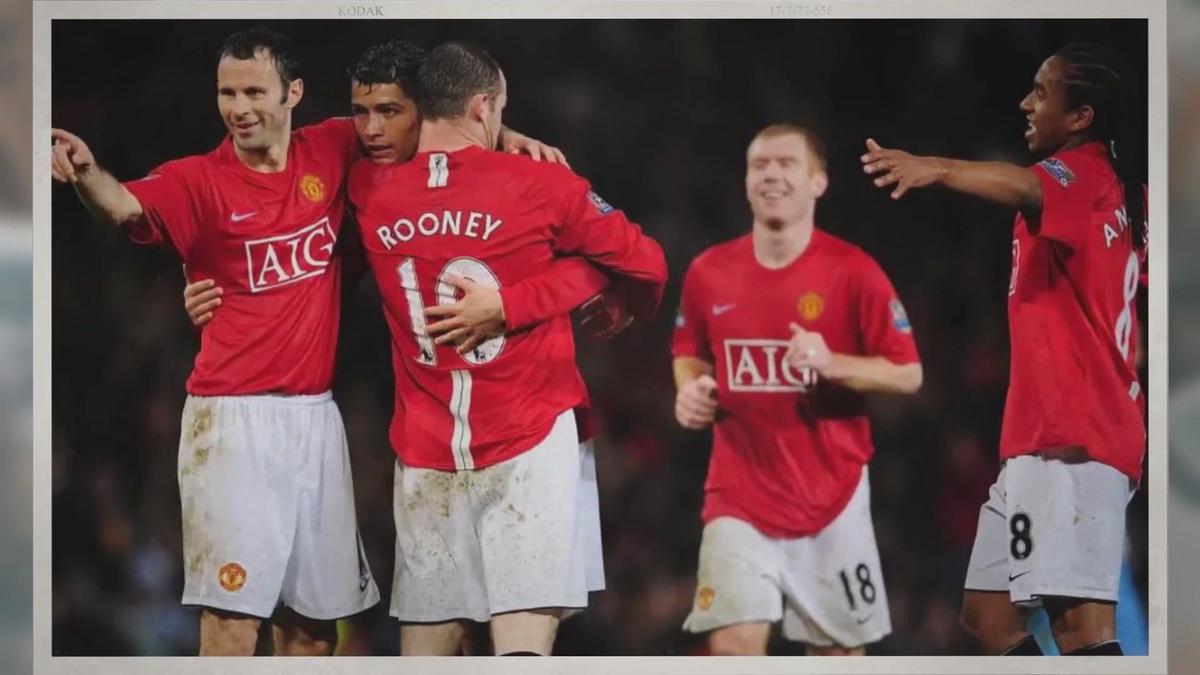 'Video thumbnail for Top 10 Greatest Manchester United Players Of All Time'