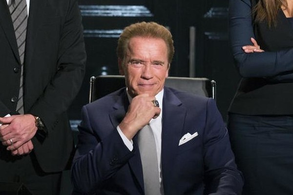 You are currently viewing WWE great champion got the major award from Arnold Schwarzenegger