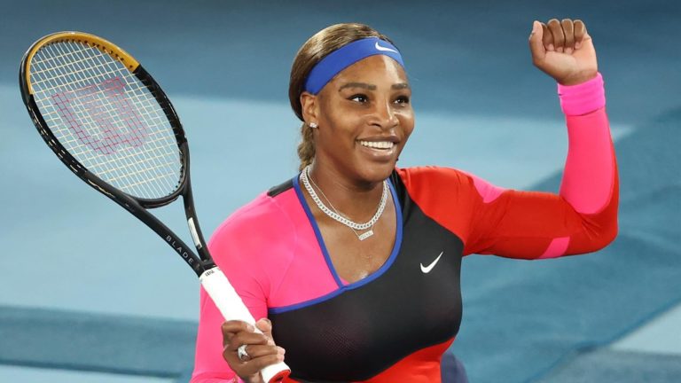 Read more about the article Top 10 Greatest Female Tennis Players of All Time