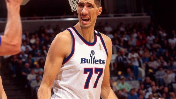 top 10 tallest nba players of all time