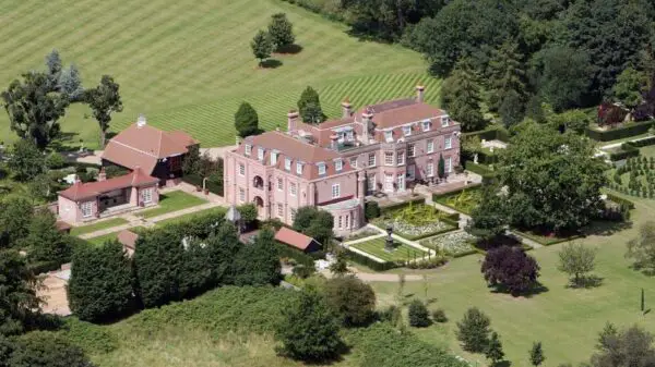 top 10 most expensive houses owned by footballers