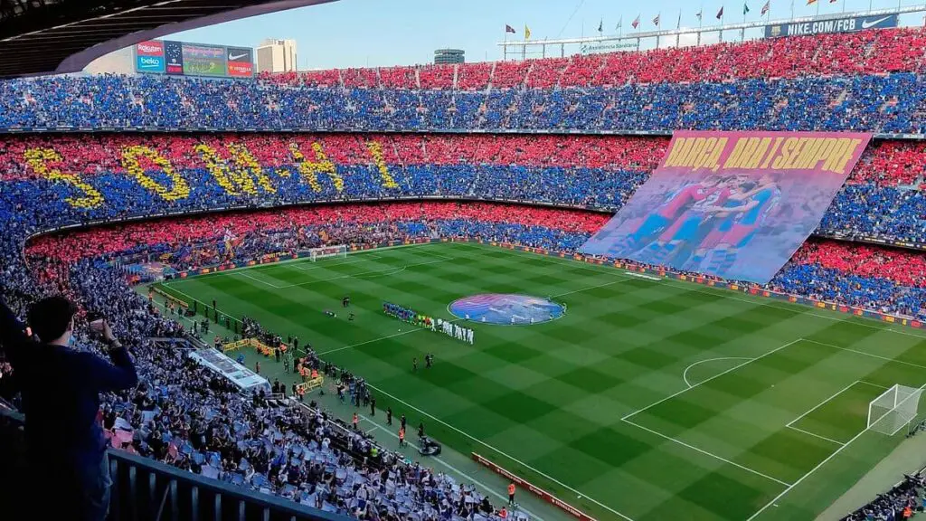 top 10 best football stadiums in the world